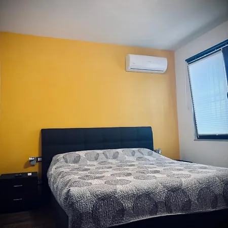 Da Giovanni - Terrasse - Kueche - Klima - Parken *